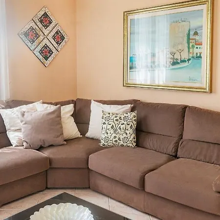 Apartment Welcomely - Tanca Farra